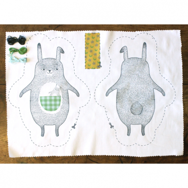 Doudou "plume le lapin"